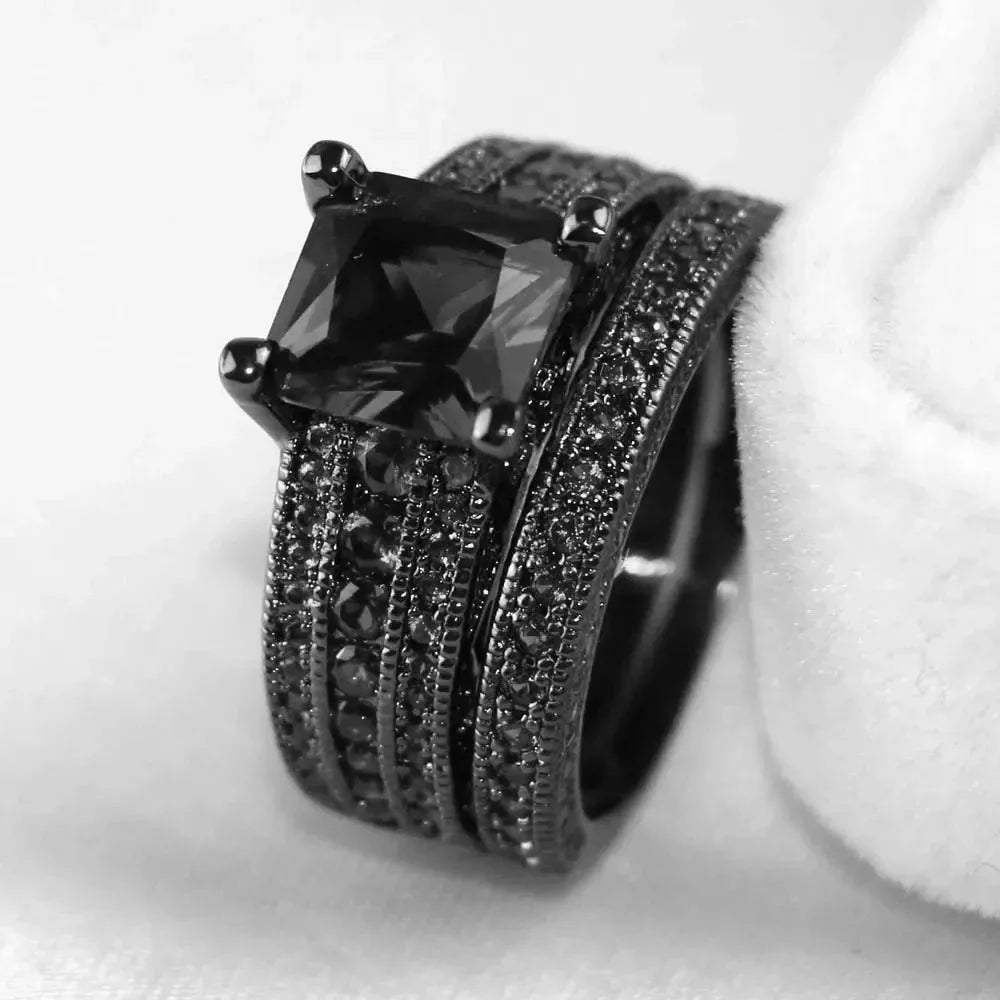 Fashion Couple Rings Romantic Women Rhinestones CZ Rings Set Trendy Men Stainless Steel Zircon Stone Rings Wedding Band Jewelry
