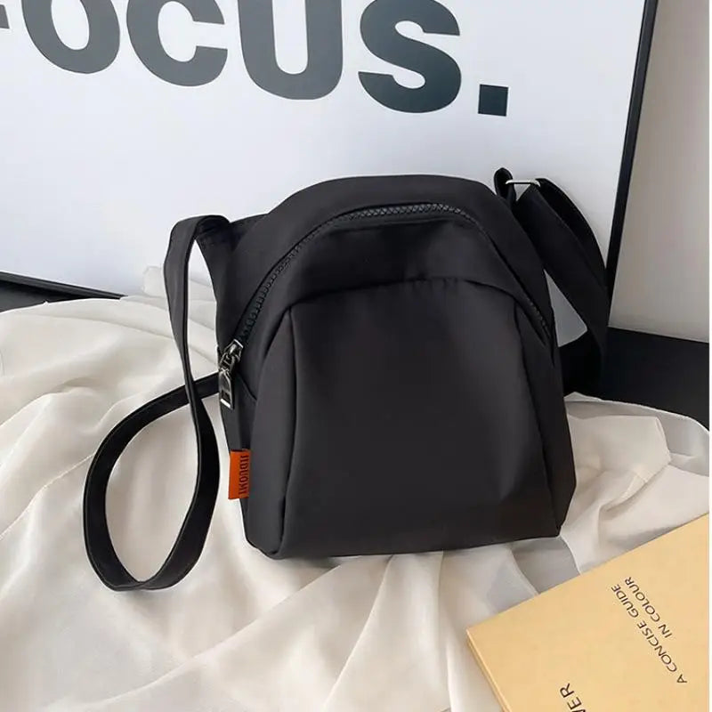Large Capacity Shoulder Crossbody Bag For Women Lightweight Waterproof Canvas Bags Fashion Shell Bags