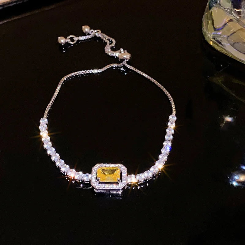 Rhinestone Round Clasp Bracelet for Women Personality Colorful Bracelets Temperament Light Luxury Posh Accessories Wholesale