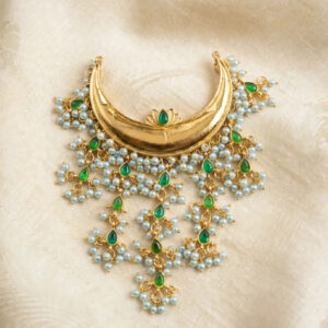 Gold Crescent Pearl Necklace Set — image 1
