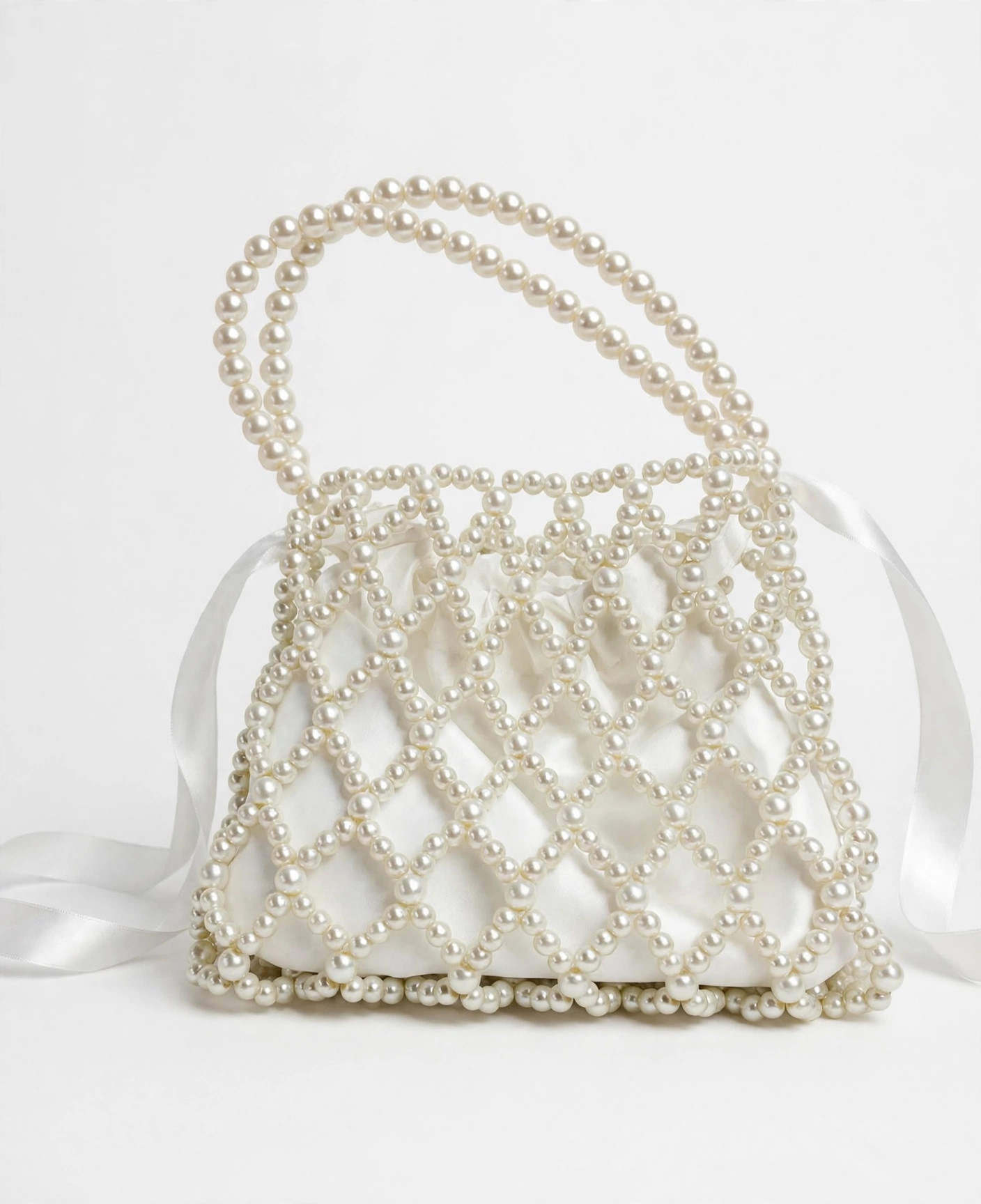 White Pearl Lattice Beaded Handbag — image 1