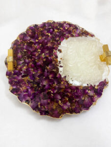 Round Resin Tray with Dried Rose Petals